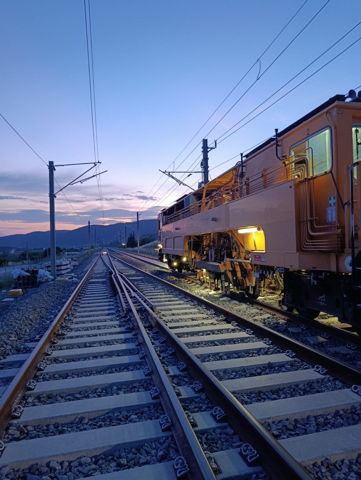 İki il arası mesafe 2 saat 15 dakikaya düşecek! 30 milyon yolcu taşıyacak, hızlı tren projesinde sona yaklaşıldı