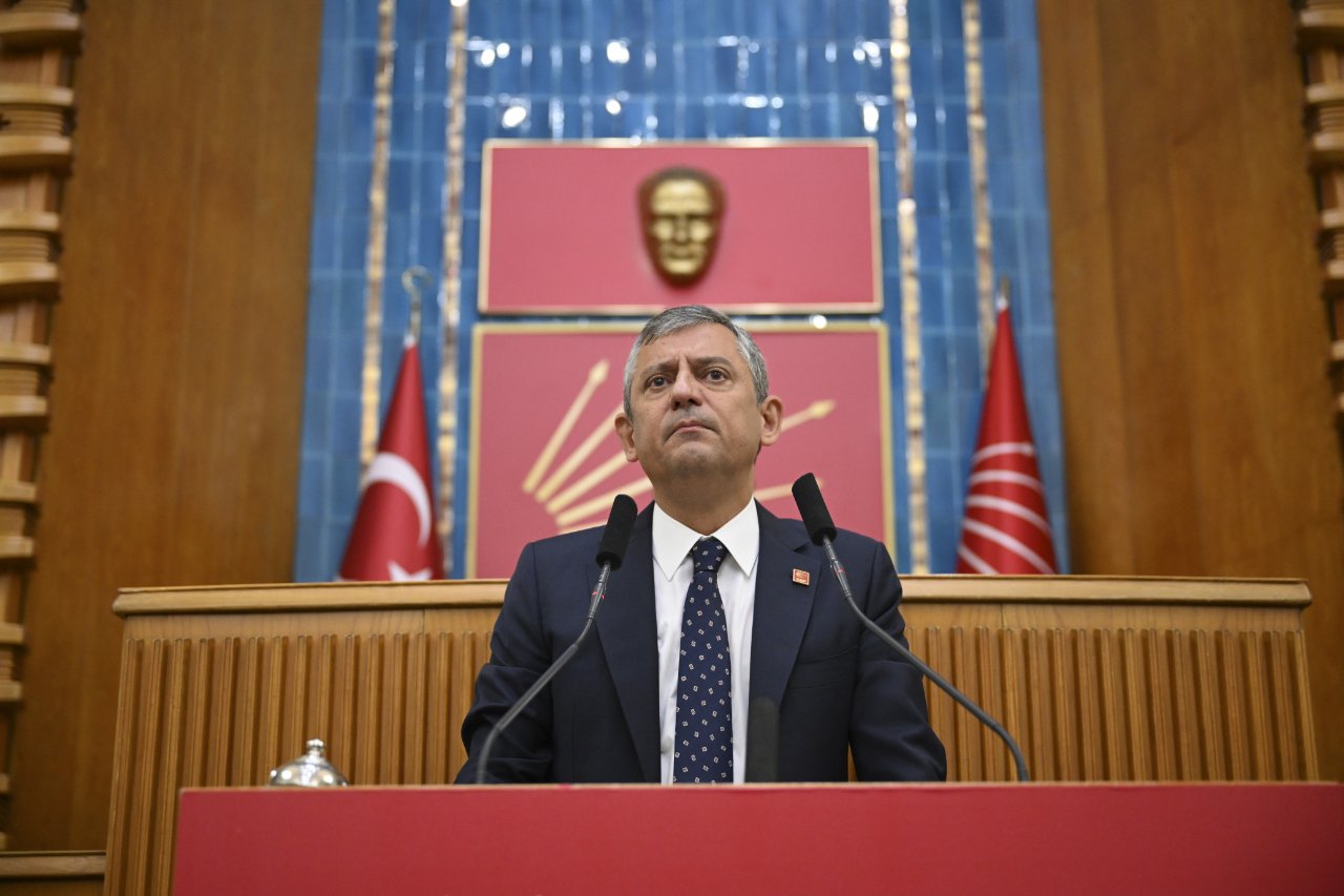 Özel'in 'meclis çoğunluğu' endişesi! Belediyelerde yeni kriz
