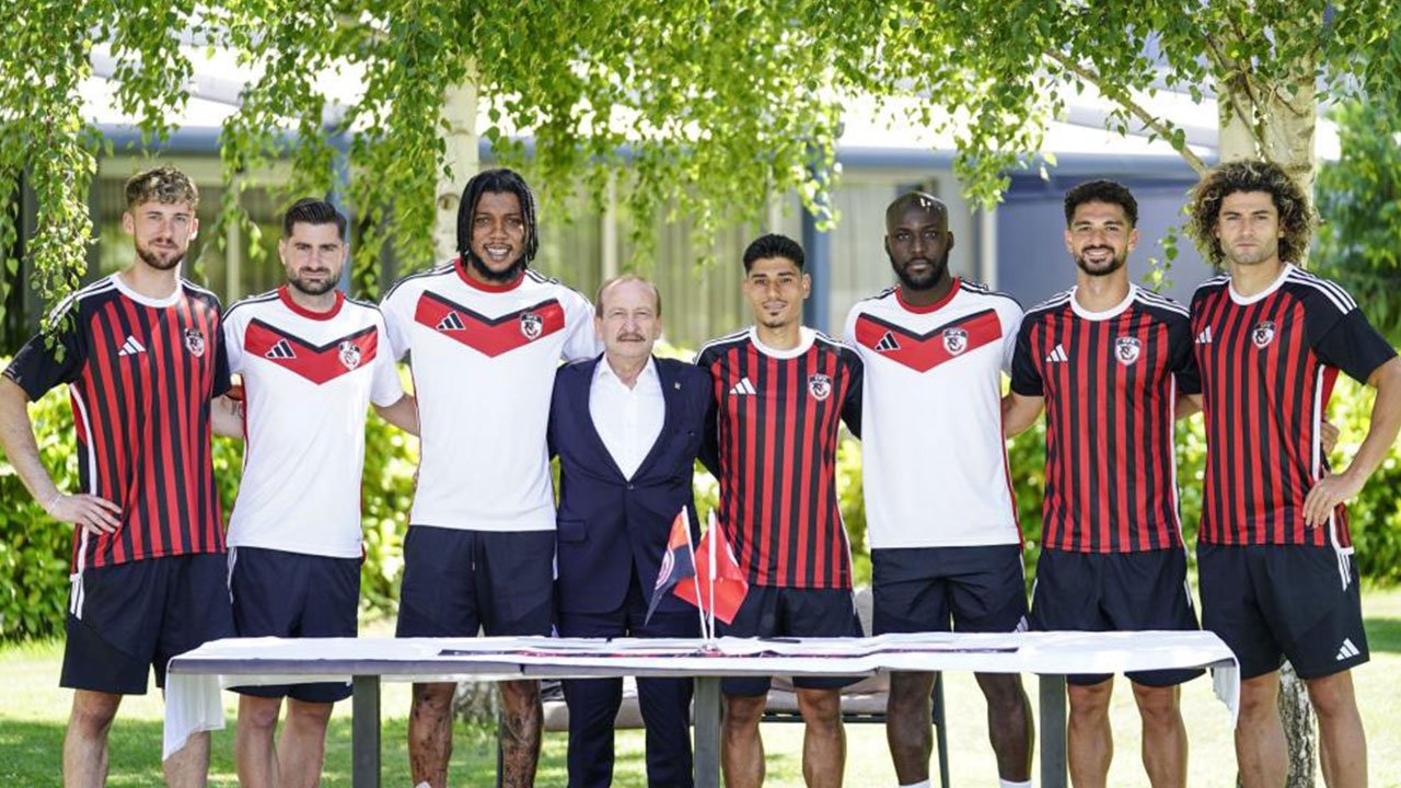 Süper Lig ekibi, 7 transferi birden duyurdu