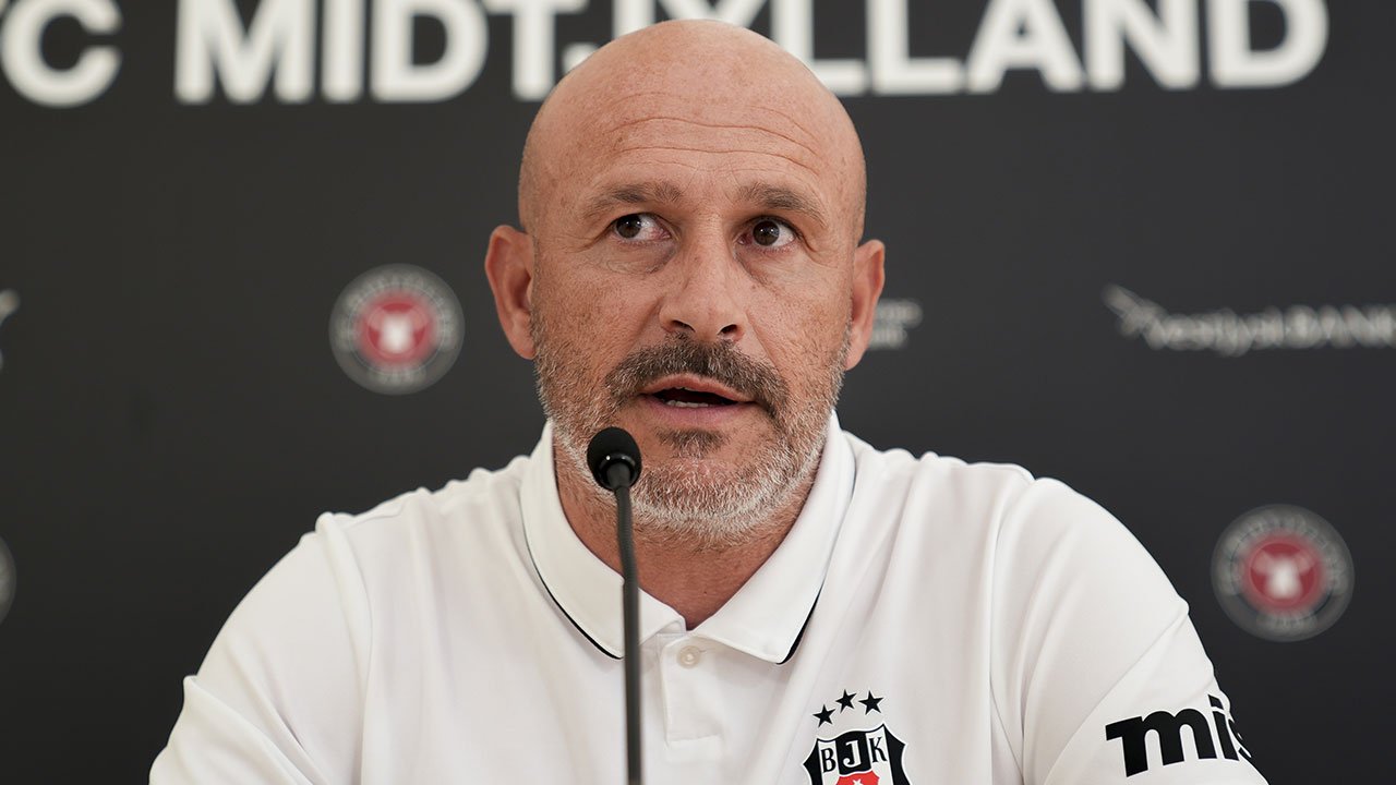 Vincenzo Italiano'dan eleştirilere cevap: 