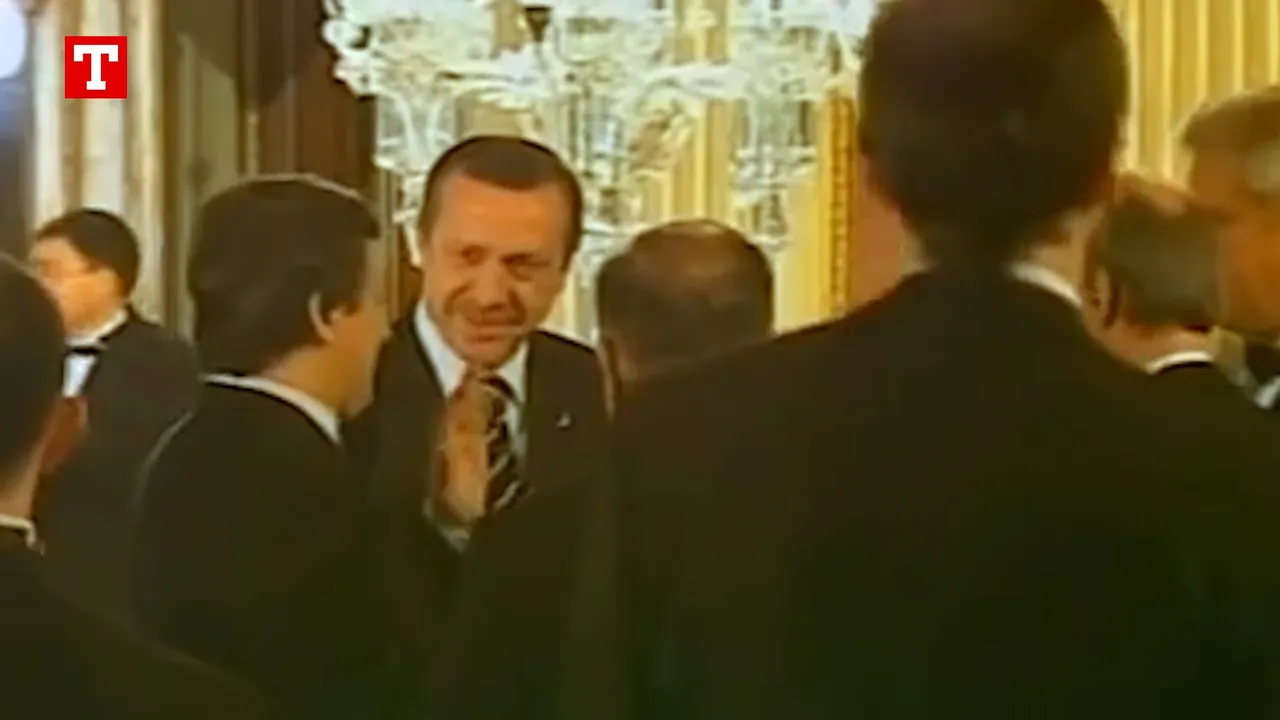 22 yıl önce Türkiye'deki NATO Zirvesi'nde neler yaşandı? Bu kez tarihe geçecek bir ilk var