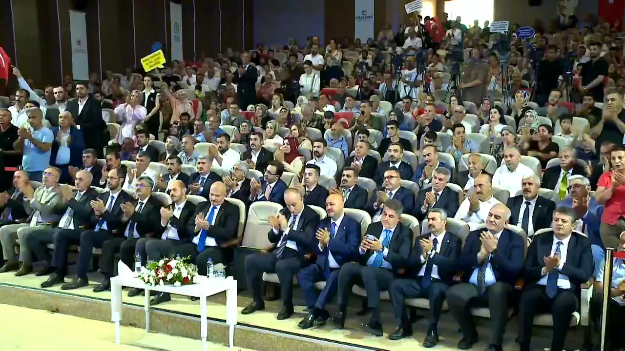 500 Bin sosyal Konut Projesi: Bakan Kurum Adıyaman'daki törende konuştu