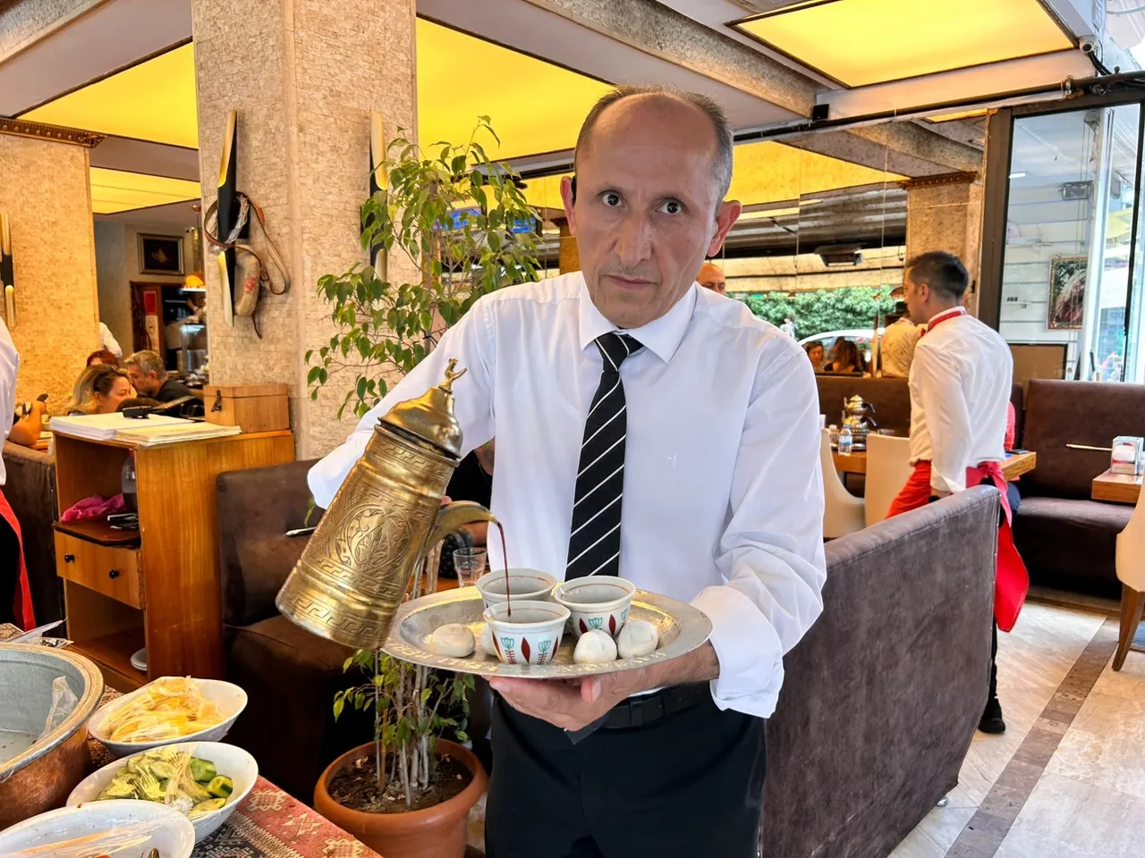 Ankara'da Aspavacılarda Trump için olağanüstü hazırlık: Masası hazır, kıyafetler bile değişti