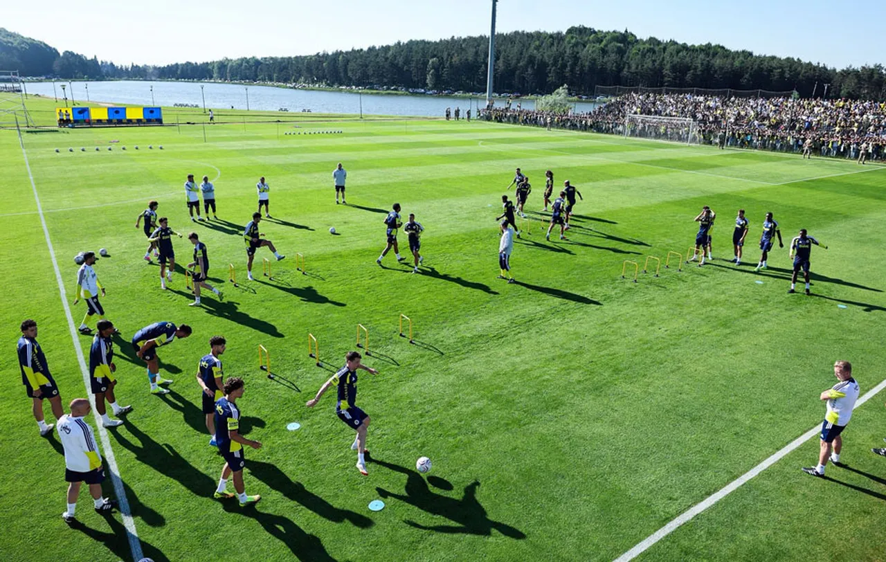 Fenerbahçe'nin Topuk Yaylası kampından