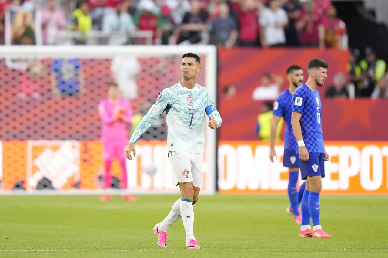 Yaşayan efsane Cristiano Ronaldo! Bu adam 41 yaşında ama ne enleri bitiyor ne de ilkleri...