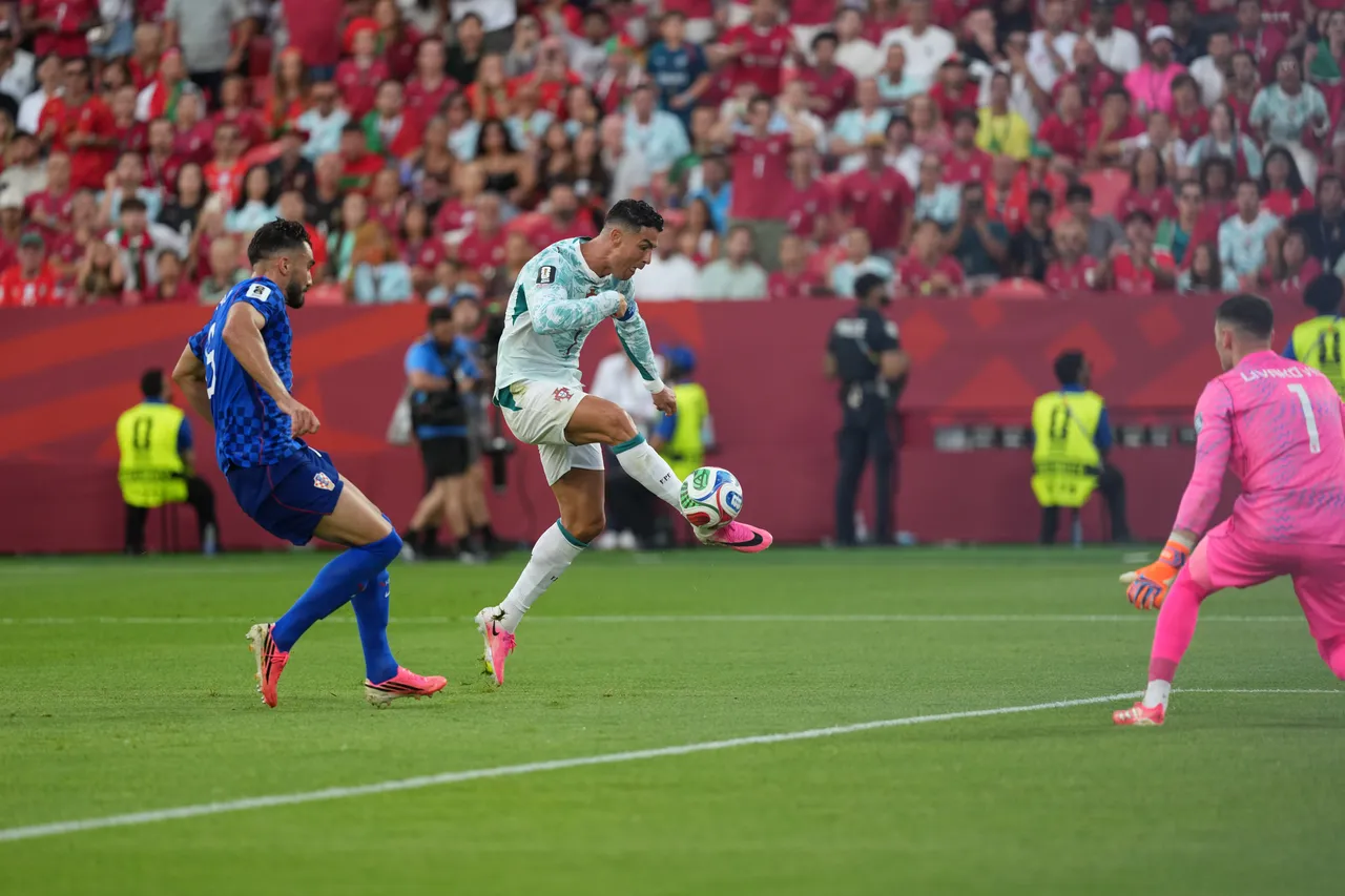 Yaşayan efsane Cristiano Ronaldo! Bu adam 41 yaşında ama ne enleri bitiyor ne de ilkleri...