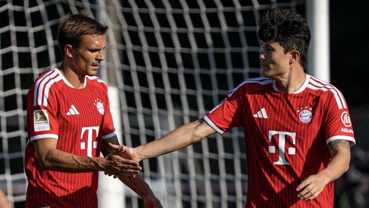 Bayern Münih, zayıf rakibine acımadı: 15-0