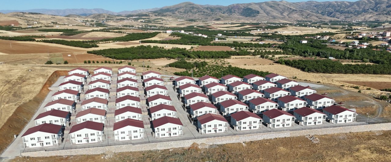 Deprem konutları için ödediği paradan borç aldı iddiası! Nejdet Kuy: Haluk Levent beni manipüle etti