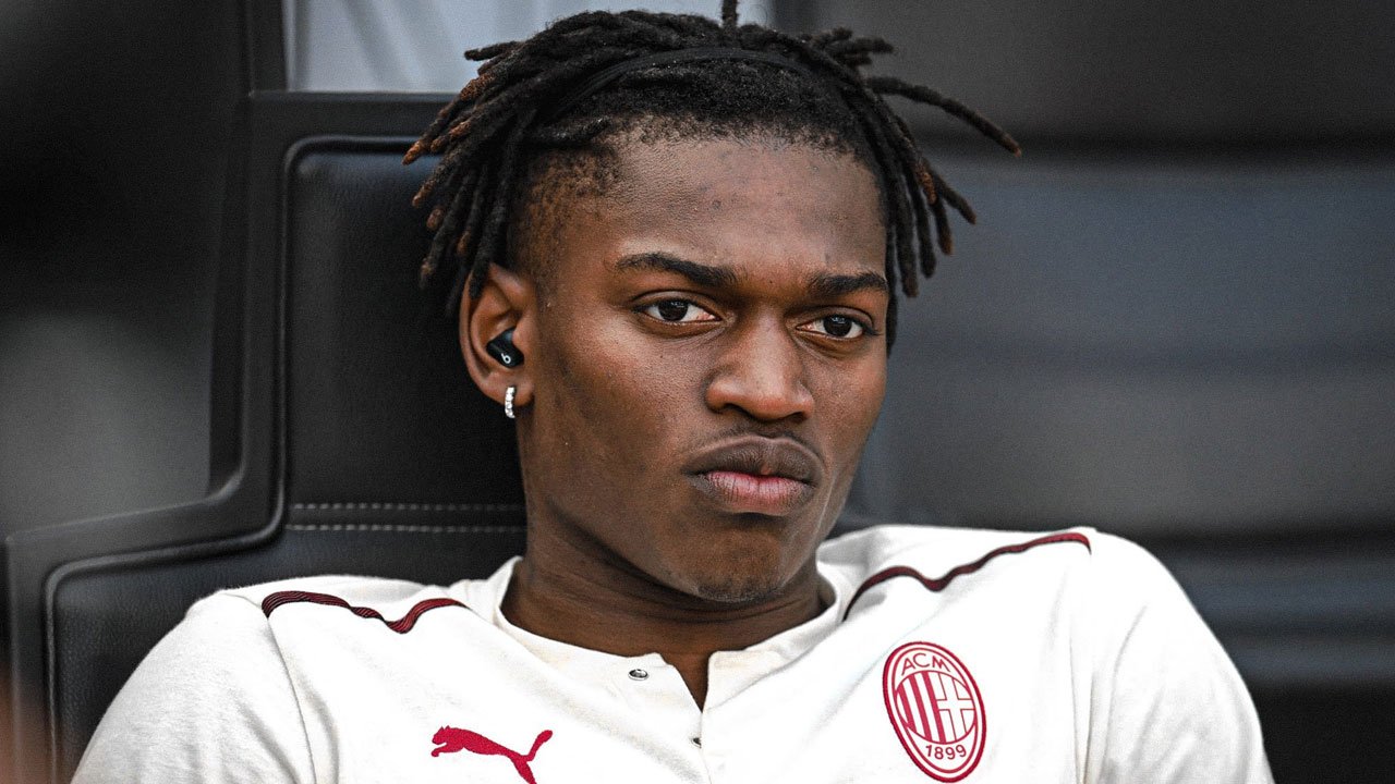 Fenerbahçe ve Galatasaray'a Leao transferinde büyük şok!