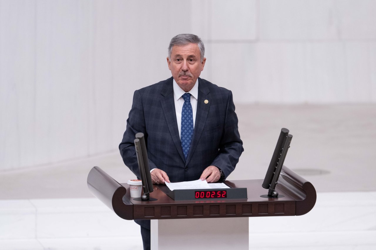 Gelecek Partisi feshedildi! 4 milletvekilinin akıbeti belli oldu