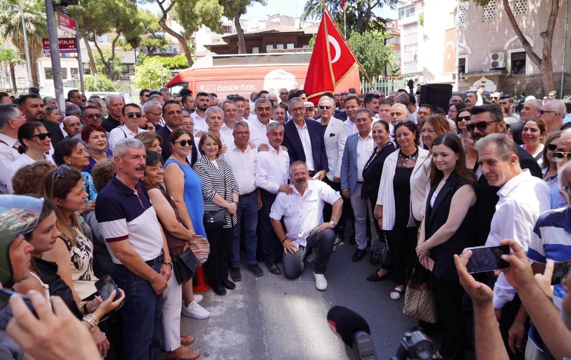 Kopuşlar sürüyor! Bir belediye başkanı daha CHP'den istifa etti