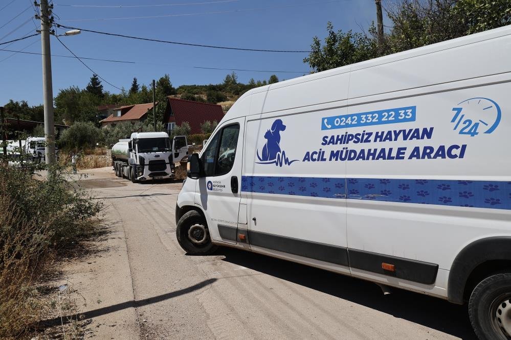 Kumluca'da kahreden manzara! Herkes seferber oldu, yardım çalışmaları sürüyor