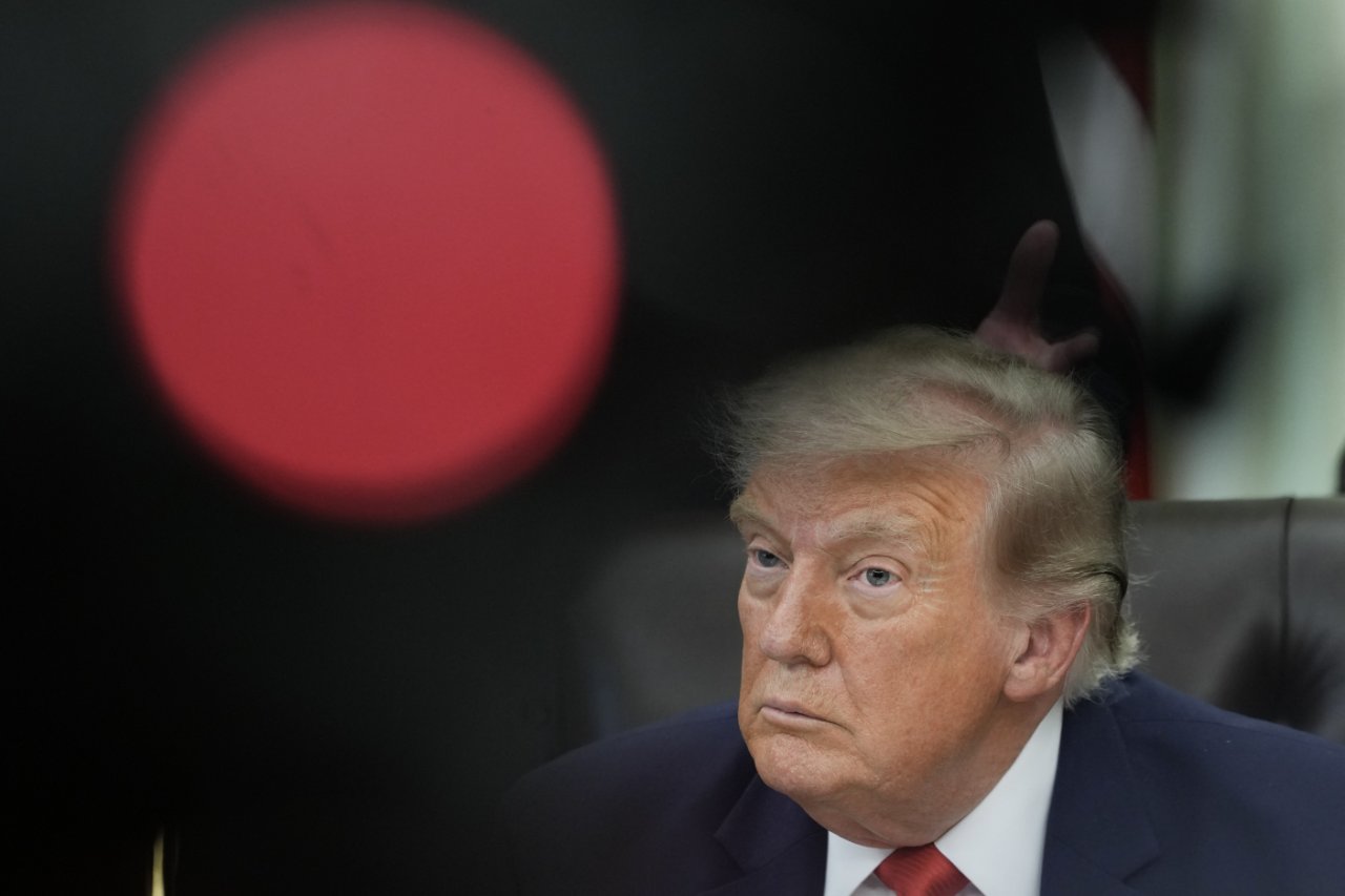 Trump uyarmıştı! ABD, İran'a misilleme saldırılarına başladı