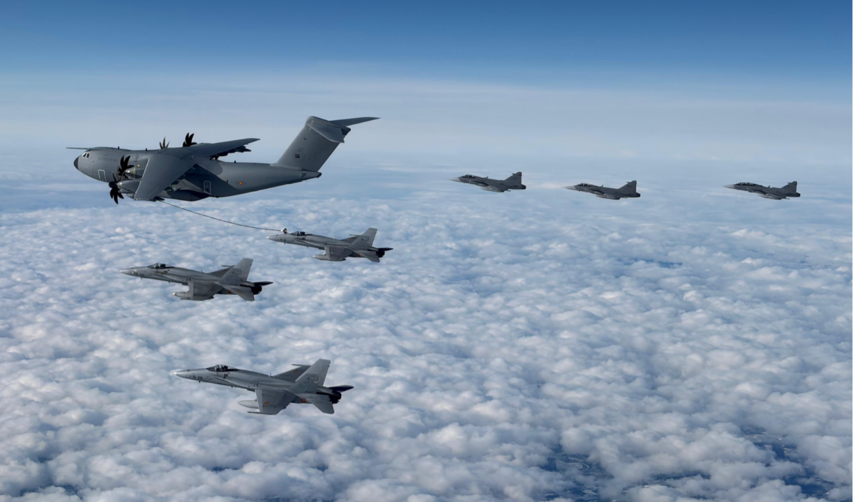 5 Türk F-16'sı Avrupa için havalandı! NATO'dan övgü yağdı
