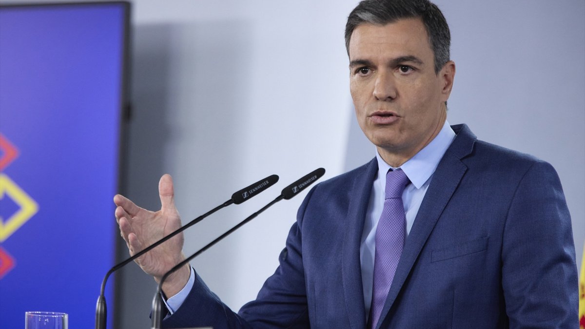 Ceuta sahilindeki görüntülere Trump ateş püskürdü! "İspanya'daki tablo 3 yıl sonra bizde yaşanacak"