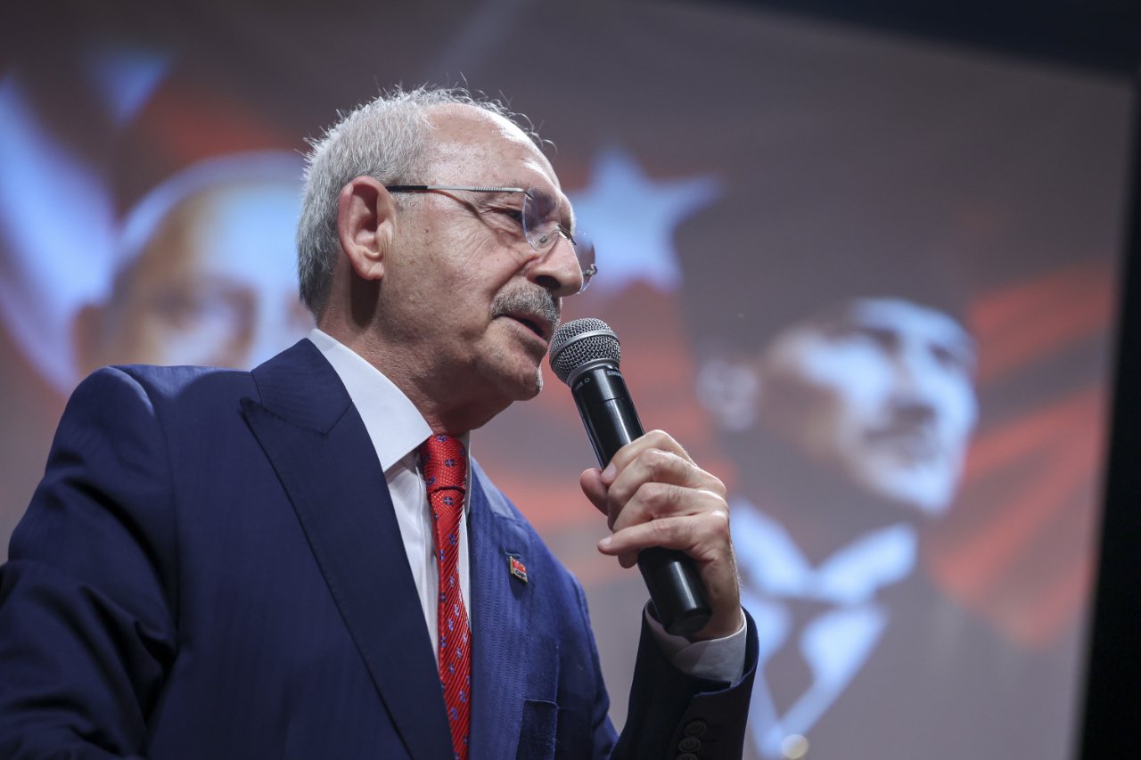 CHP’de yeni grup yönetimi belirlendi! 44 vekilden 19’u toplantıya katılmadı