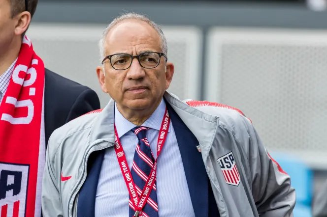 FIFA’yı karıştıran 4.2 milyar dolarlık skandal! Infantinonun sağ kolu istifa etti
