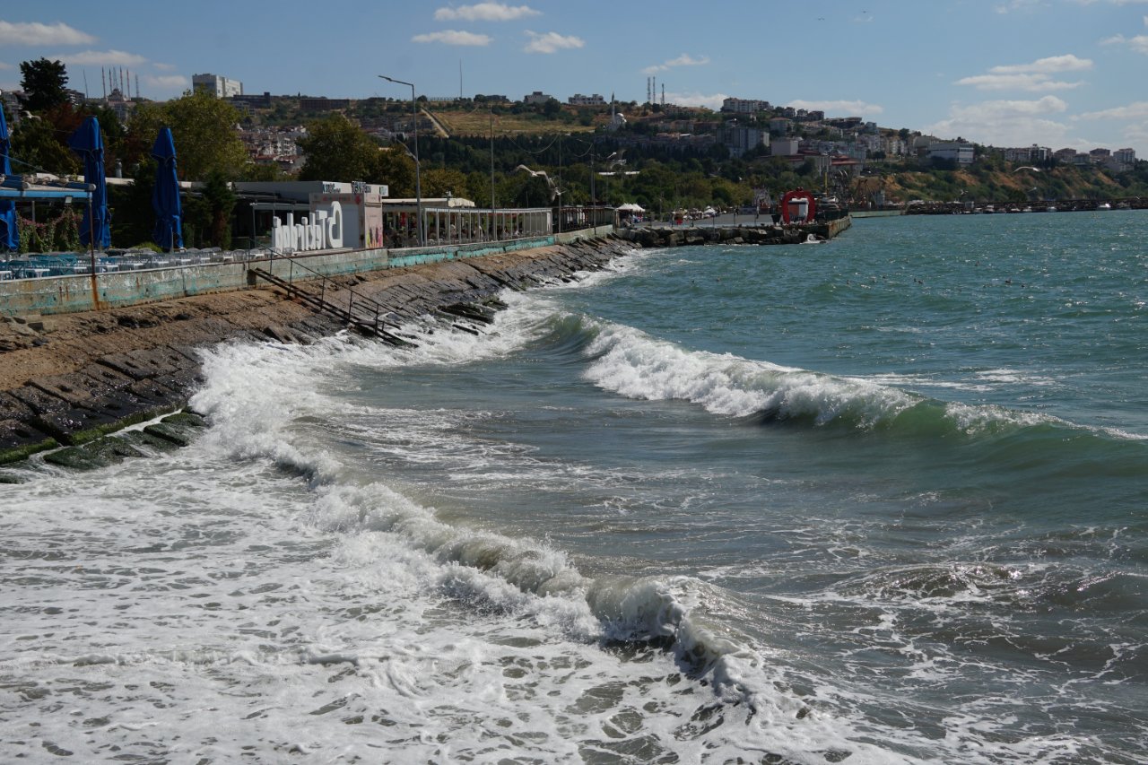 Tekirdağ'da deniz ulaşımına poyraz engeli