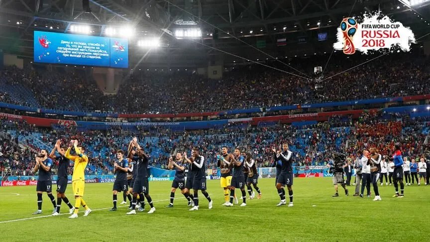 Ünlü futbolcu Dünya Kupası madalyasını sattı! Fiyatı dudak uçuklattı