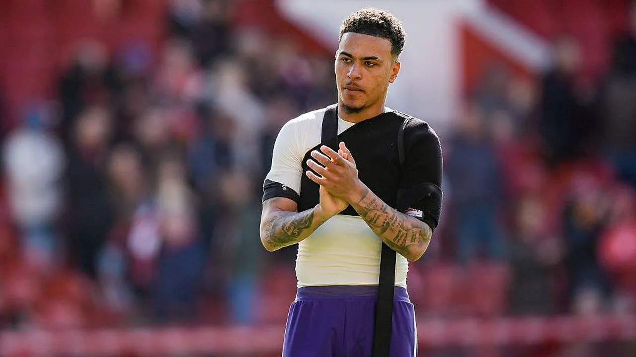 Aston Villa'nın yıldız futbolcusu Morgan Rogers