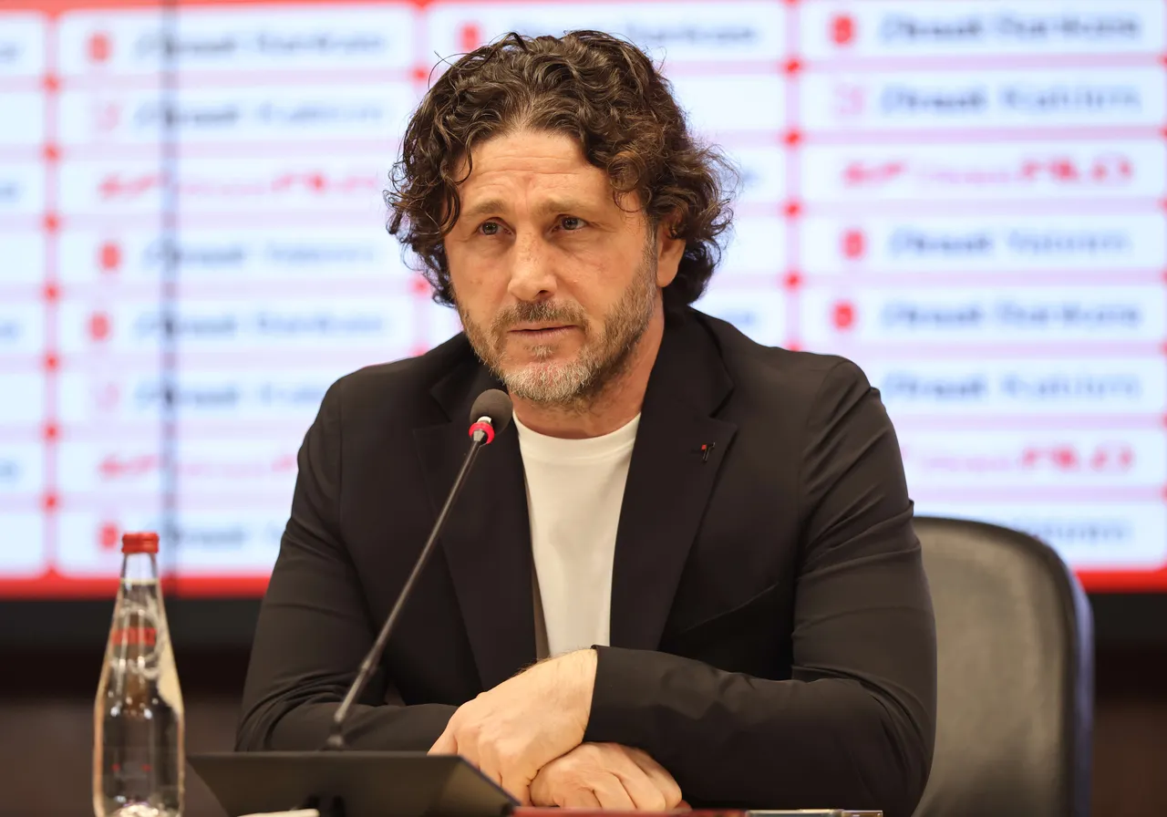 Trabzonspor Teknik Direktörü Fatih Tekke