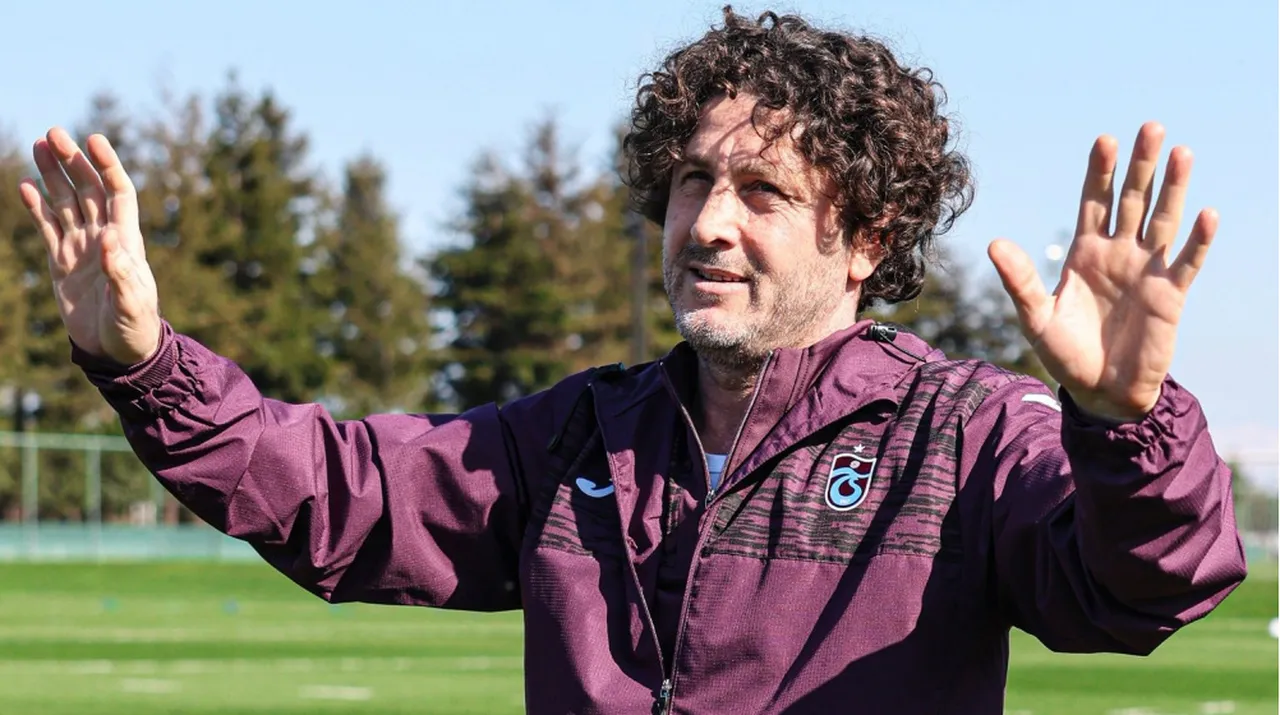 Trabzonspor Teknik Direktörü Fatih Tekke