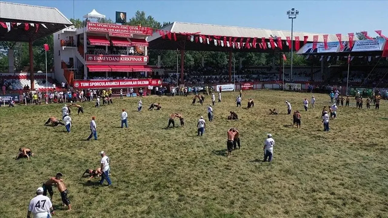 Kırkpınar Yağlı Güreşleri 2026 hangi kanalda? 665. Kırkpınar Yağlı Güreşleri devam ediyor