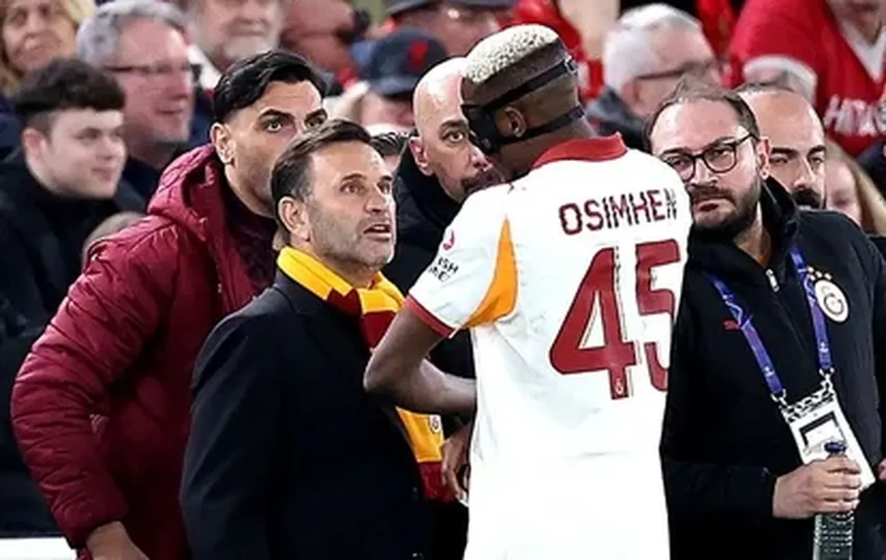Osimhen'den Okan Buruk'a yeni sezon telefonu: Ne yapıyoruz Hoca’m?