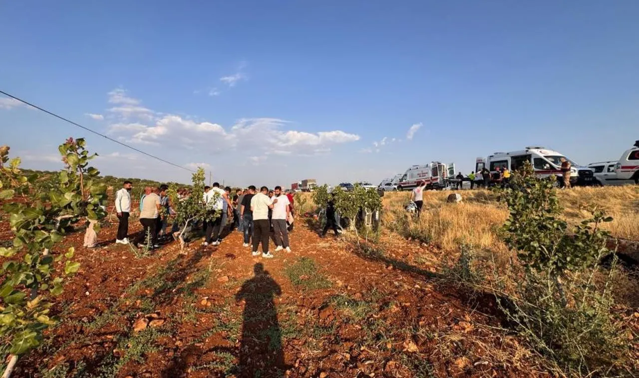 Şanlıurfa'da kaza! Lastik patladı, 22 işçi hastanelik oldu