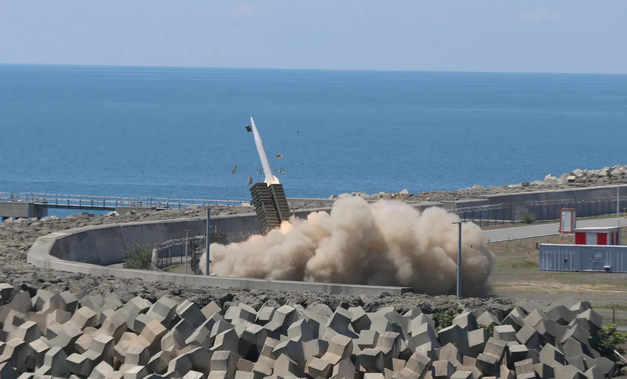 Roketsan tarafından üretilen TAYFUN füzesinin Blok 3 versiyonu için Rize'den yeni bir test atışı gerçekleştirildi.