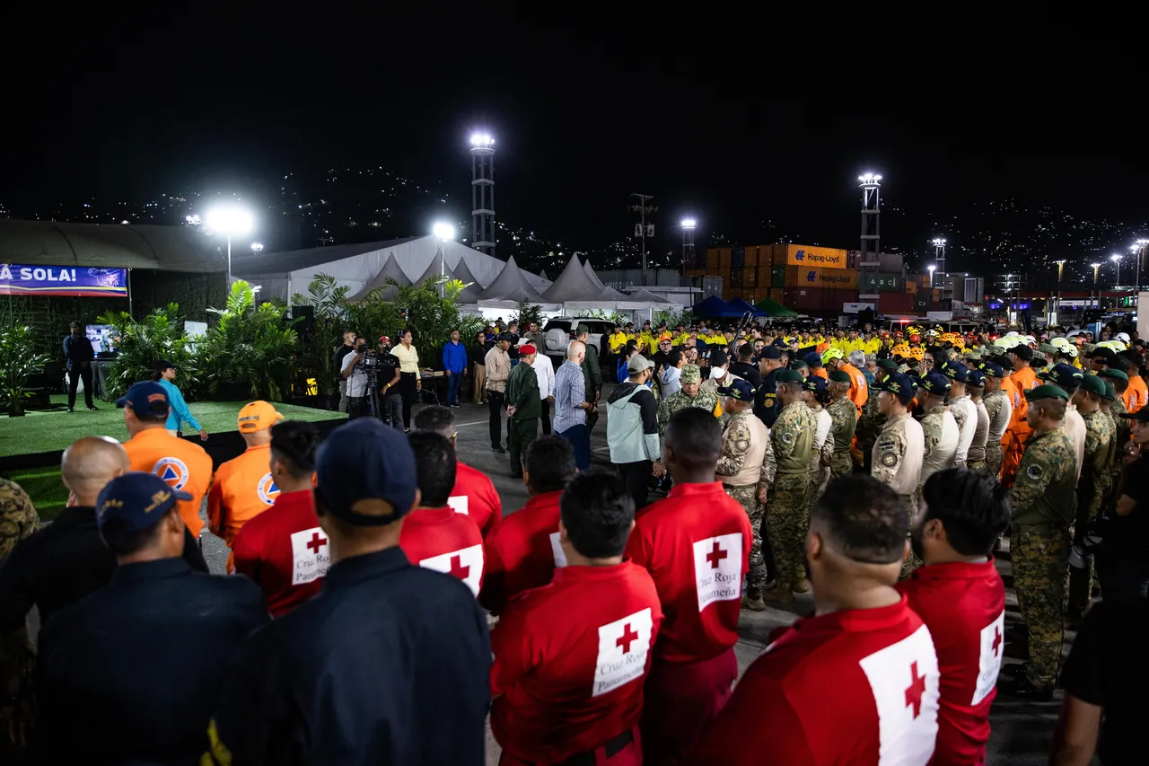 Venezueladaki bilanço ağırlaşıyor! Türk ekiplere kahramanlık nişanı verildi