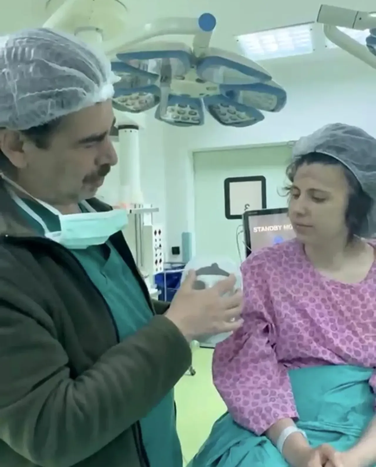Zorlu ameliyatın ardından alnı çöktü! Özel uygulamayla eski haline kavuştu