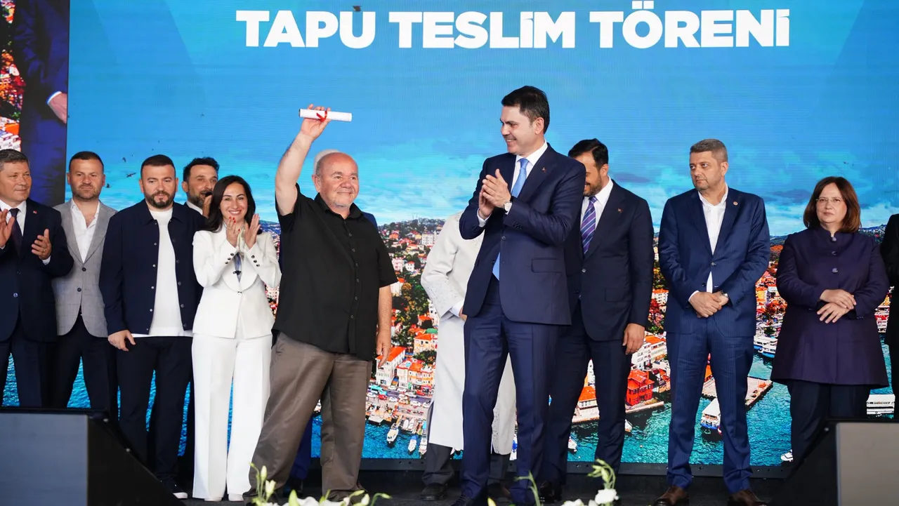 Binden fazla vatandaş tapularına kavuştu! 2/B kapsamında devir teslim yapıldı