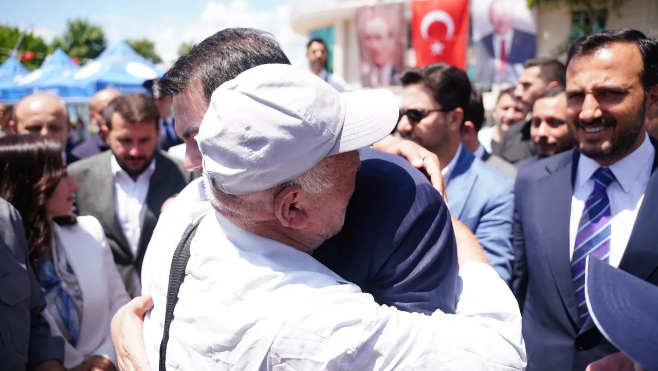 Binden fazla vatandaş tapularına kavuştu! 2/B kapsamında devir teslim yapıldı