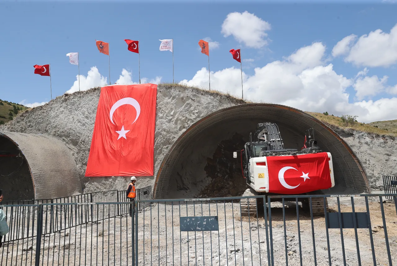 Kış aylarının korkulu rüyası Çamlıbel geçidi, 5 dakikalık tünel konforuna dönüşüyor!