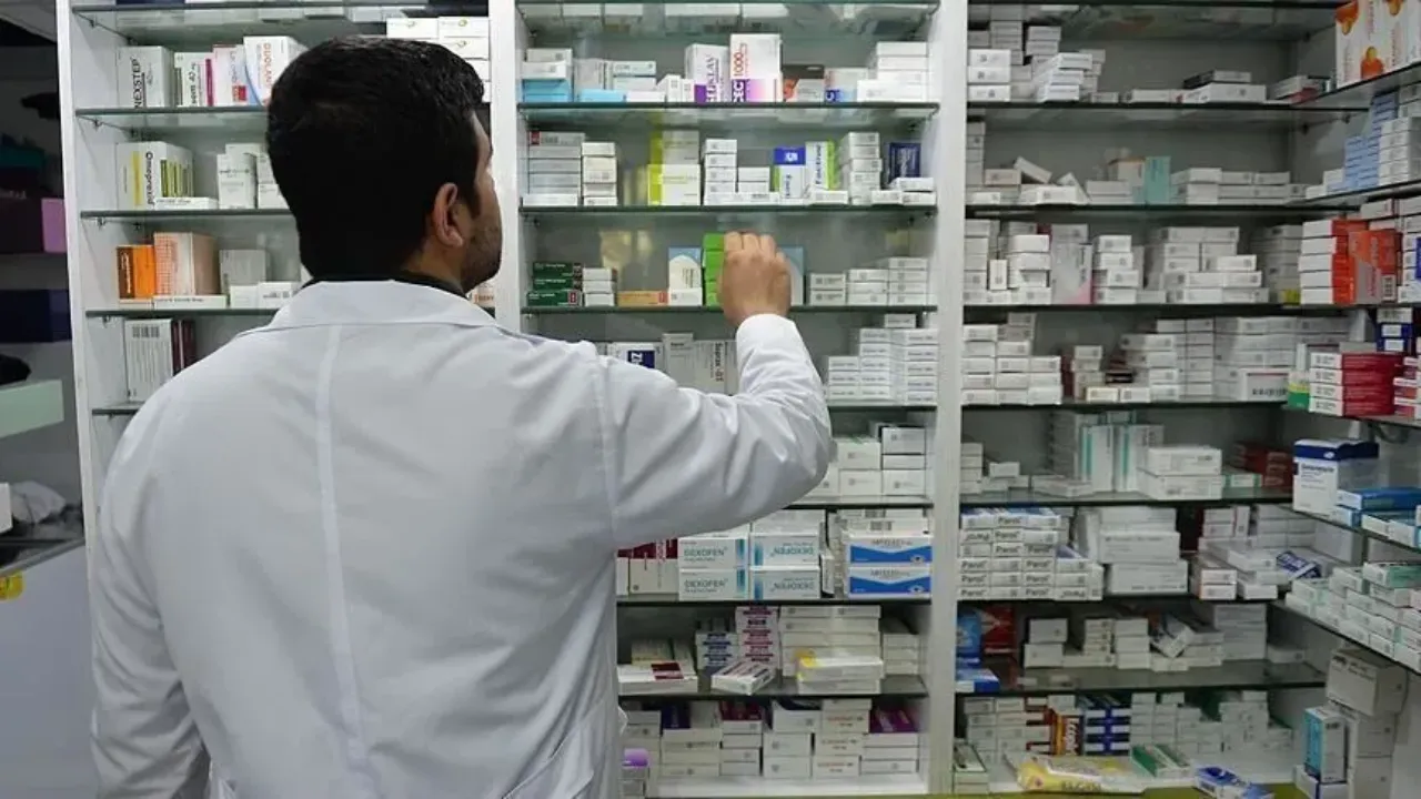 Pazar günü eczaneler açık mı? e-Devlet nöbetçi eczane sorgulama ekranı