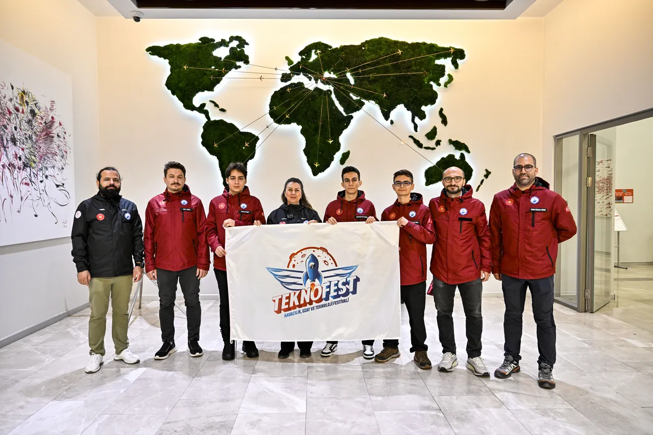 Türk bilim ekibi altıncı defa Kuzey Kutbu’nda! 12 proje hayata geçirilecek
