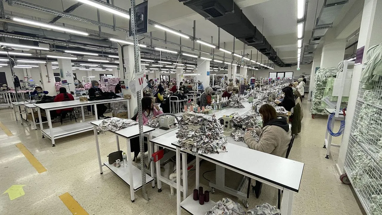 Üretim ve istihdama 188 milyar liralık destek! İmalat sektöründe çalışan sayısını koruyan işletmelere aktarılacak