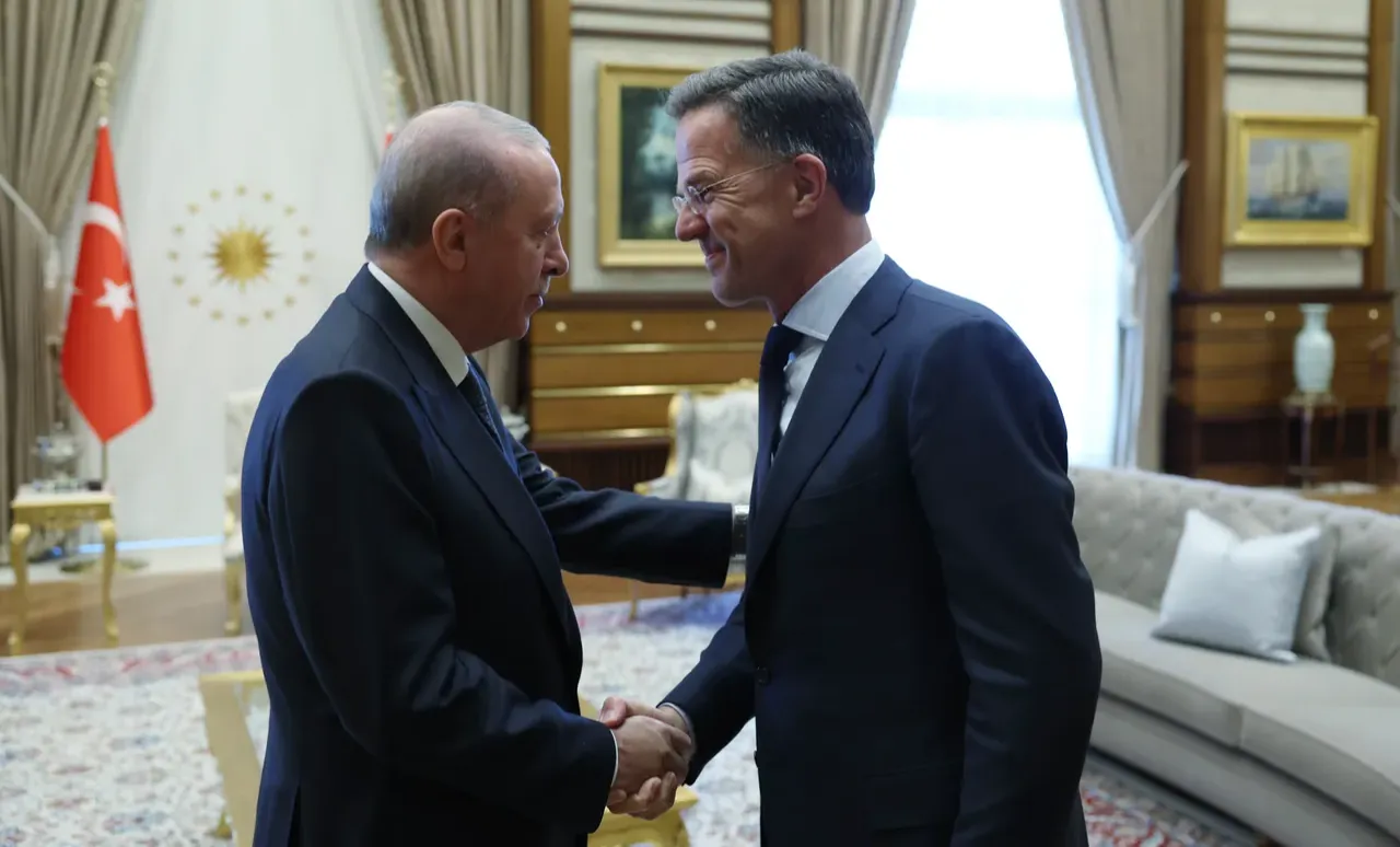 Beştepede kritik zirve! Erdoğan ile Mark Rutte bir araya geldi