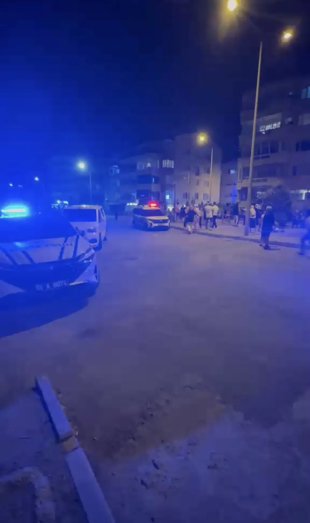 Bursa’da jiletli dehşet! Önce sohbet etti sonra boğazını kesti, genç kız 2 santimetrelik mesafe ile ölümden döndü