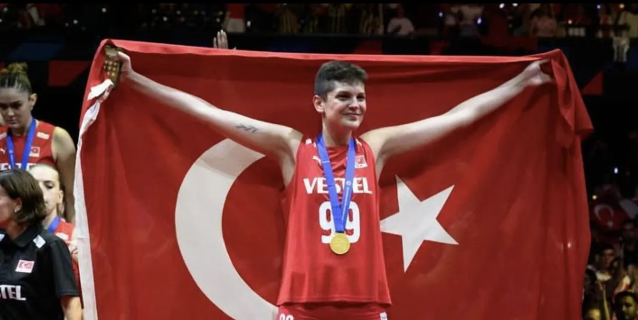 Ebrar Karakurt neden yok, sakat mı, oynayacak mı? Filenin Sultanları 3. Hafta Japonya Etabı kadrosu açıklandı