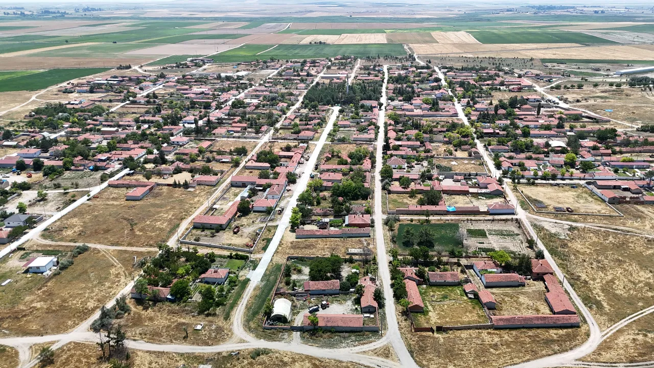 Eşi benzeri olmayan köy! Türkiye’nin Barcelona’sı… Hiç çıkmaz sokak yok, 113 yıllık şaşırtan hikaye