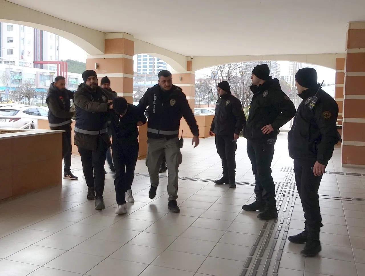 Hepsi bir olup adam öldürdü!  Çok pişmanız  diyerek tahliyelerini istediler