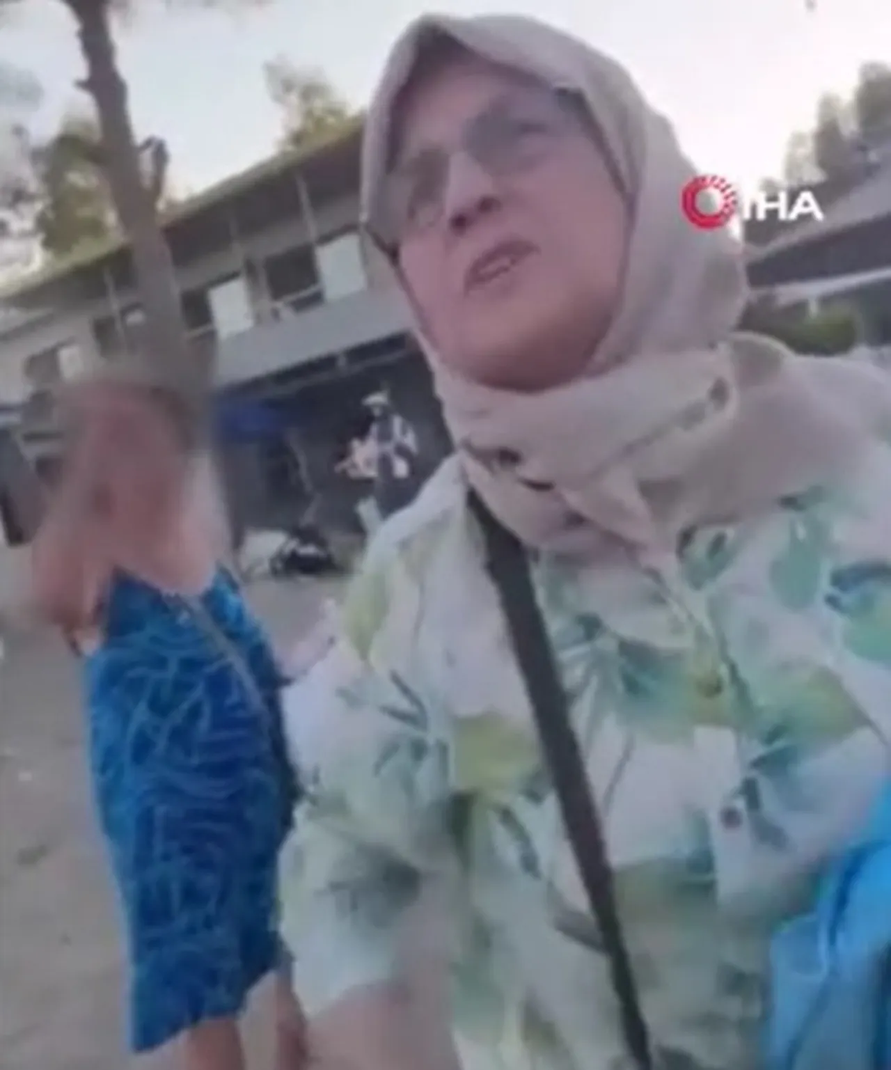 Müslüman ülkesinde İslamofobik saldırılar! İyi Partili Çelik, İslam’a ve inananlara hakaret yağdırdı