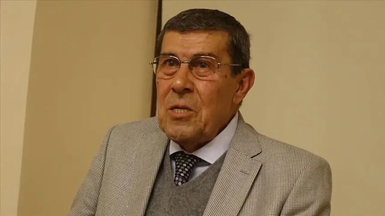 Türk tiyatrosunun usta ismi Zihni Göktay’ın cenaze programı belli oldu! Karacaahmet Mezarlığı'na defnedilecek