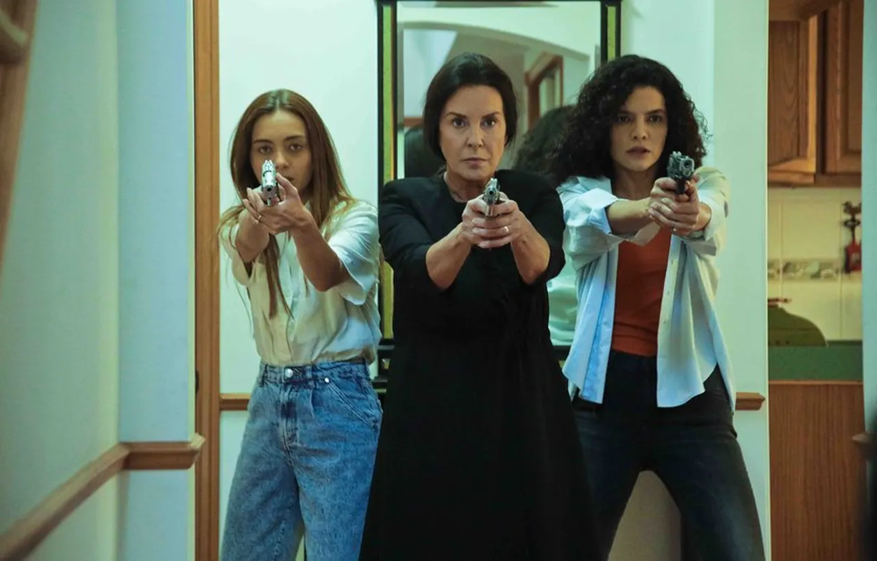 Çukur geri mi dönüyor? 5 yıl önce final yapan dizinin filmi merakla bekleniyor!