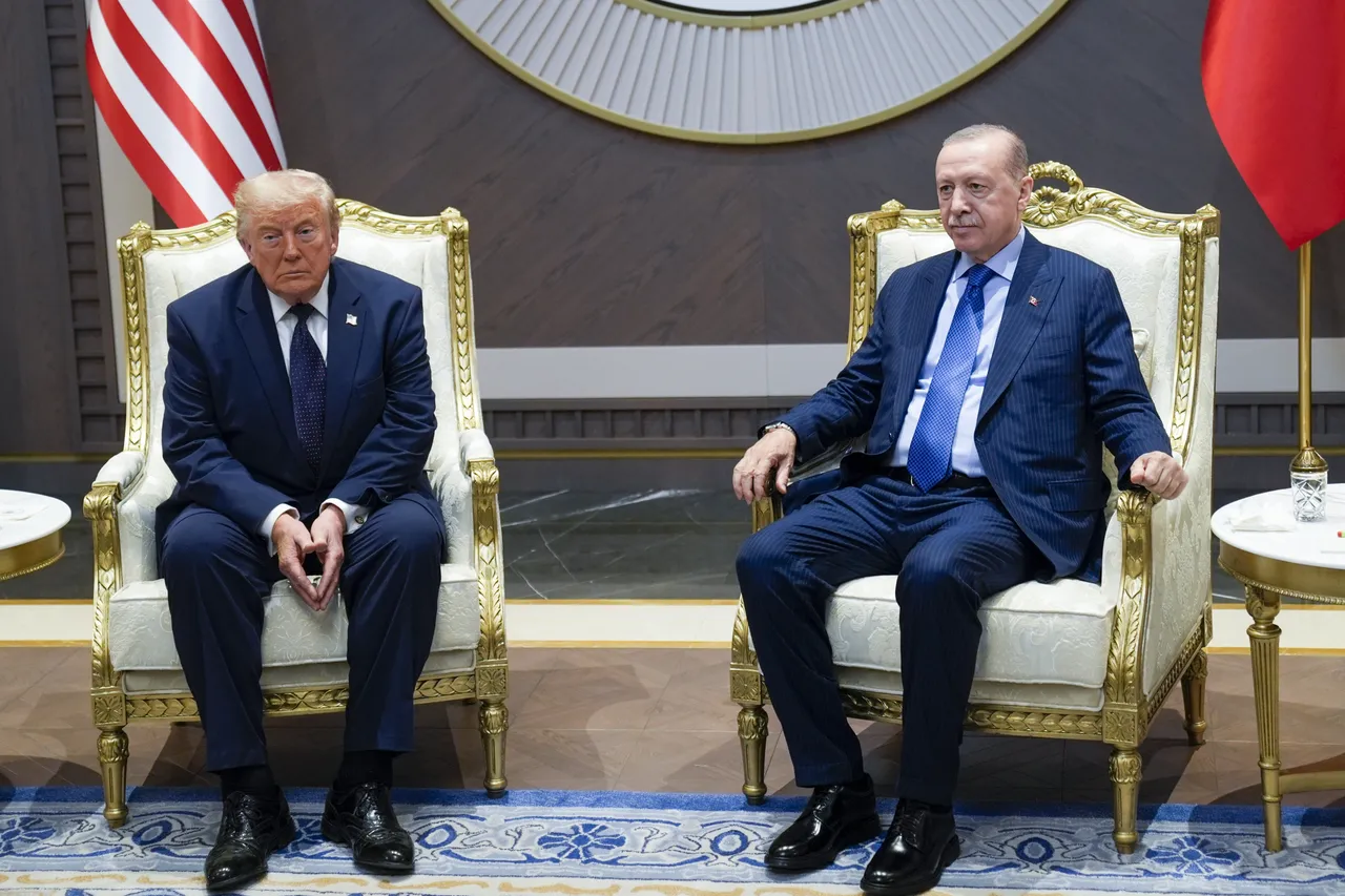 Cumhurbaşkanı Erdoğan ve Trumpın samimi diyaloğu! Liderlerin beden dili ne anlatıyor