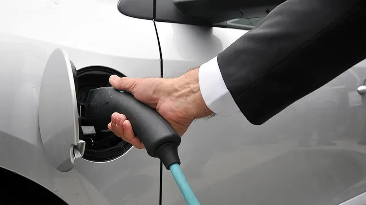 Tesla'dan Türkiye fiyatlarına iki ay içinde ikinci zam! İşte yeni şarj ücretleri