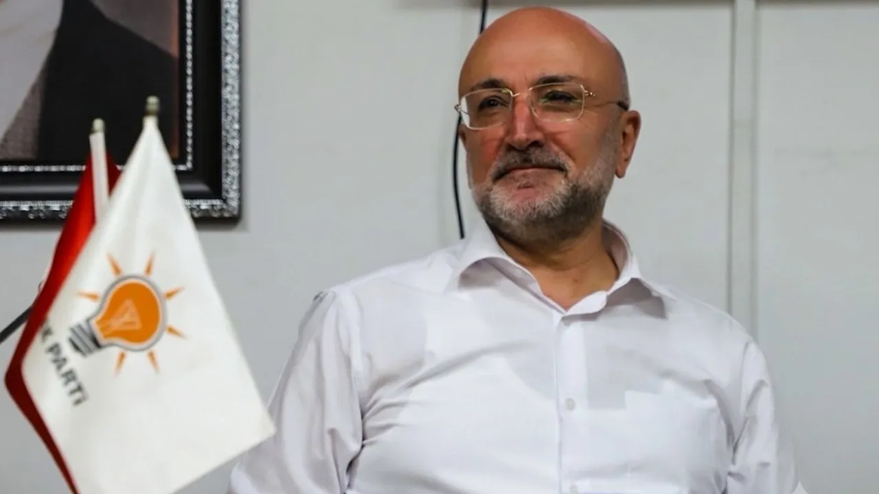 Görevinden istifa etti: AK Parti sevdası her zaman kalbimde