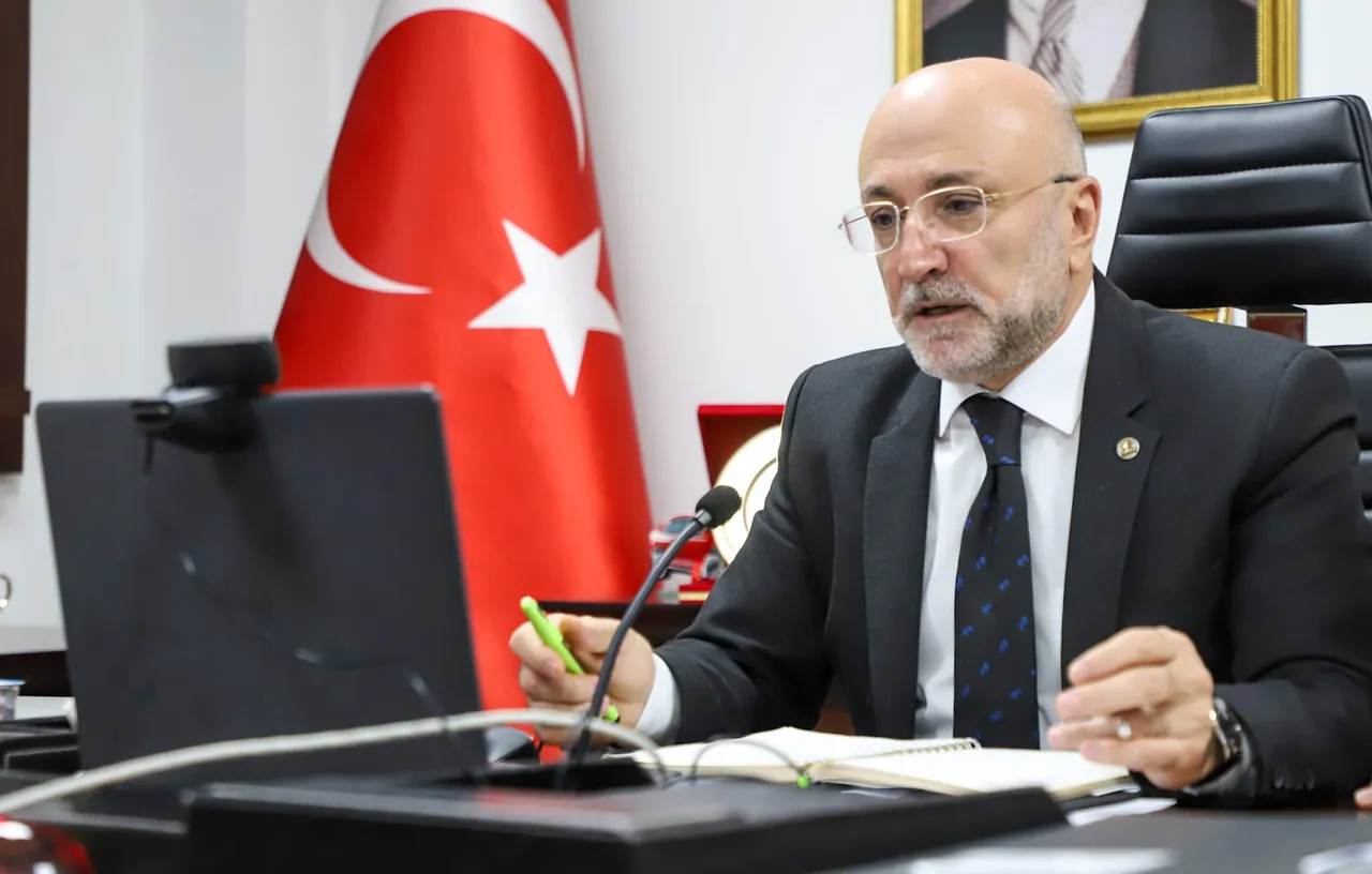 Görevinden istifa etti: AK Parti sevdası her zaman kalbimde